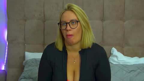 Maria online show from November 2025 07:09:02 AM