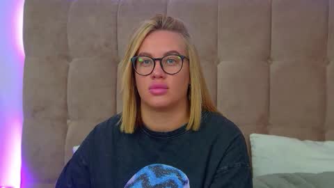 Maria online show from November 2025 06:24:01 AM