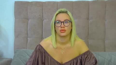 Maria online show from March 2026 07:25:01 AM