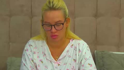 Maria online show from March 2026 06:23:02 PM