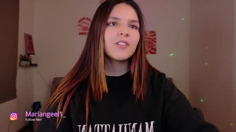 mariangeel_ online show from January 2026 12:15:02 AM