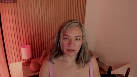 Snapshot of marianl0ve chatting on January 2025 10:53:02 AM Marian Love online show from January 2025 10:53:02 AM