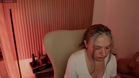 Snapshot of marianl0ve chatting on January 2025 10:43:02 AM Marian Love online show from January 2025 10:43:02 AM