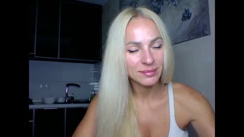 Snapshot of marianna1977 chatting on October 2025 07:44:01 PM marianna1977 online show from October 2025 07:44:01 PM
