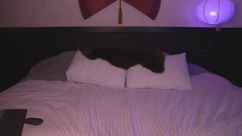 MARIANA  online show from March 2026 09:30:01 PM