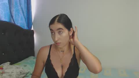 Mariangel online show from April 2026 08:47:01 PM