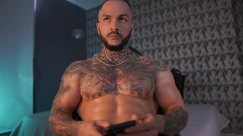 Mariano Costa online show from December 2024 05:42:02 PM