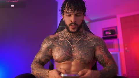 Mariano Costa online show from October 2025 04:24:02 AM