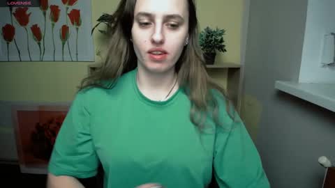 Snapshot of mariatess_ chatting on January 2025 02:49:01 PM Mariia online show from January 2025 02:49:01 PM