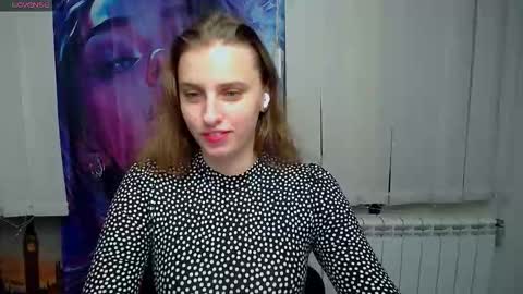 Snapshot of mariatess_ chatting on November 2025 12:52:01 PM Mariia online show from November 2025 12:52:01 PM