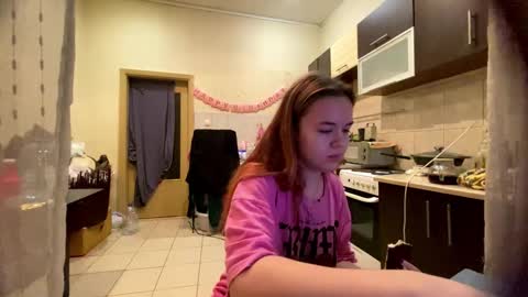 Mari online show from February 2026 05:26:02 AM