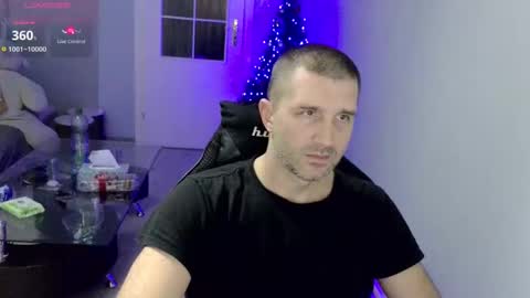 maribor5879 online show from December 2025 06:15:01 PM