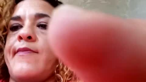 Snapshot of maribyleiva chatting on December 2025 12:21:02 PM maribyleiva online show from December 2025 12:21:02 PM