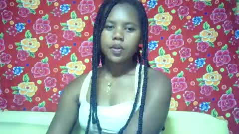 Snapshot of marie599194 chatting on July 2026 04:07:02 AM marie599194 online show from July 2026 04:07:02 AM