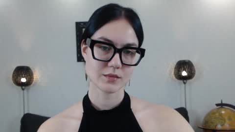 Snapshot of marie_fitch chatting on November 2025 02:01:02 AM Marie Fitch online show from November 2025 02:01:02 AM