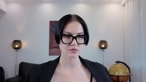 Marie Fitch online show from June 2026 02:02:01 AM