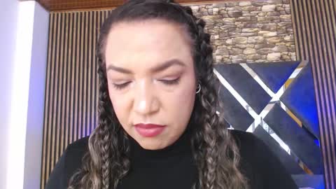 marie_hss online show from December 2025 06:47:01 PM