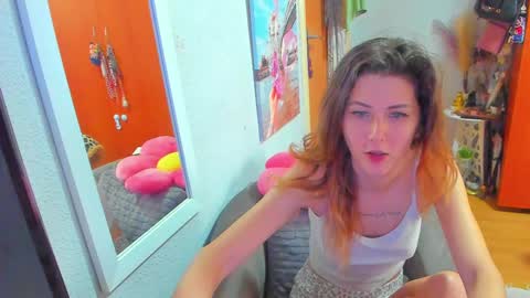 Snapshot of marie_marie03 chatting on March 2025 08:19:02 AM Marie   online show from March 2025 08:19:02 AM