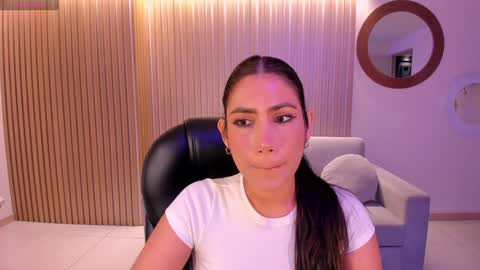 Snapshot of mariejane2 chatting on December 2024 10:41:01 AM Im Marie Jane online show from December 2024 10:41:01 AM