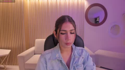 Snapshot of mariejane2 chatting on January 2025 10:49:02 AM Im Marie Jane online show from January 2025 10:49:02 AM