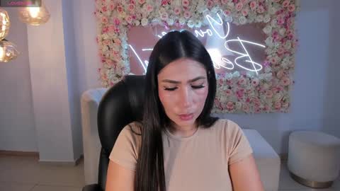 Snapshot of mariejane2 chatting on January 2025 10:48:01 AM Im Marie Jane online show from January 2025 10:48:01 AM