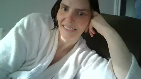 Mariejojo online show from November 2025 03:45:01 PM