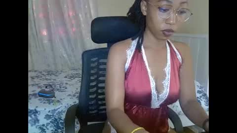 mariejuana online show from October 2025 01:43:02 PM