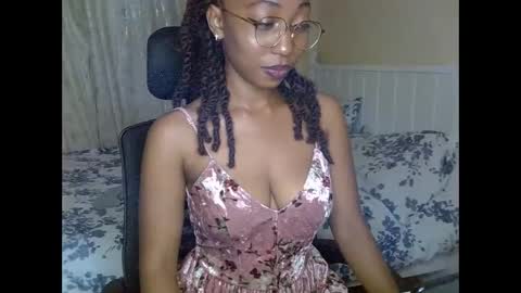 mariejuana online show from October 2025 09:37:02 PM