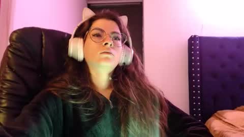 Snapshot of mariel_sins21 chatting on February 2025 12:06:02 PM Mariie online show from February 2025 12:06:02 PM