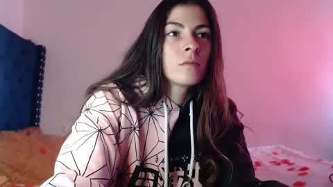 Snapshot of mariel_sins21 chatting on March 2025 04:11:01 PM Mariie online show from March 2025 04:11:01 PM