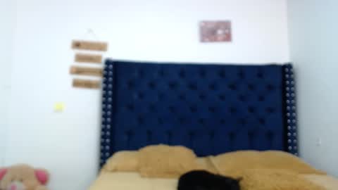 Snapshot of mariel_sins21 chatting on March 2025 03:52:01 PM Mariie online show from March 2025 03:52:01 PM