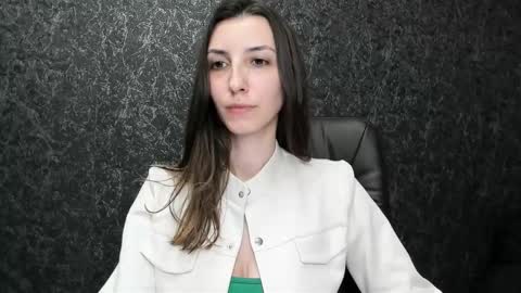 Snapshot of marielleanker chatting on October 2025 11:52:01 AM marielleanker online show from October 2025 11:52:01 AM