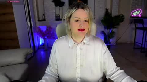 mariemlui online show from March 2026 03:50:01 PM