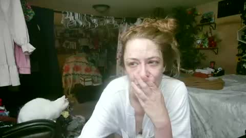 Snapshot of mariewaters chatting on July 2026 02:29:02 AM Marie Ann Waters online show from July 2026 02:29:02 AM