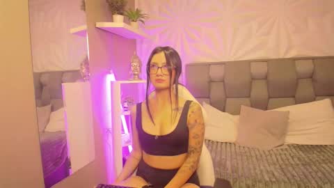 Maryyy online show from March 2026 04:23:01 PM