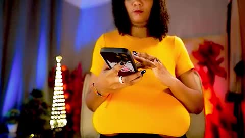 Snapshot of mariicha chatting on November 2025 06:57:01 AM Nikita - Scroll down and read my bio please. New Pictures in Bio online show from November 2025 06:57:01 AM