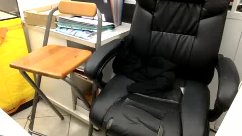 Mary... online show from March 2025 05:54:02 PM