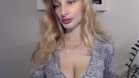 Snapshot of marilyndevilish chatting on January 2025 07:46:02 AM MarilynDevilish online show from January 2025 07:46:02 AM