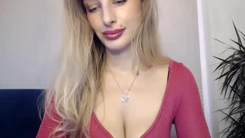 Snapshot of marilyndevilish chatting on February 2025 04:25:02 PM MarilynDevilish online show from February 2025 04:25:02 PM