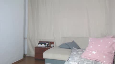 Snapshot of marina1995d chatting on December 2025 05:44:02 PM FOREVER YOURS online show from December 2025 05:44:02 PM