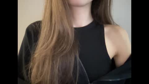 Snapshot of marinalovenow chatting on March 2025 03:26:01 PM Marina online show from March 2025 03:26:01 PM