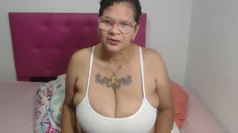 Marina  online show from November 2025 01:20:01 PM