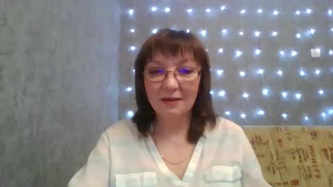 marinamrs online show from November 2025 06:01:01 PM