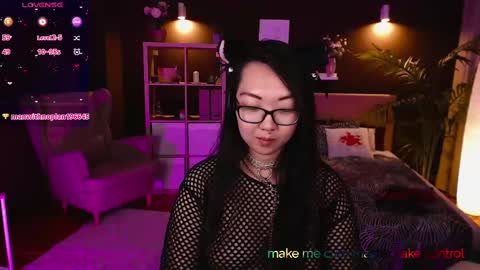 Snapshot of marine_vact chatting on March 2025 08:37:02 PM Marine online show from March 2025 08:37:02 PM