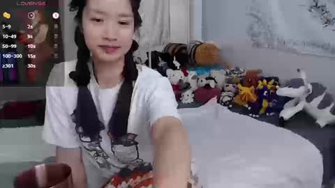 Snapshot of marissapeach chatting on October 2025 02:49:01 PM MarissaPeach online show from October 2025 02:49:01 PM