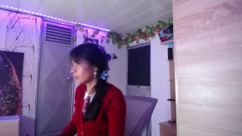 Maritza Ferrer -Samara Beltran online show from October 2025 04:02:01 AM