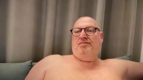 Snapshot of mark1963sub chatting on January 2025 04:44:02 PM Mark online show from January 2025 04:44:02 PM