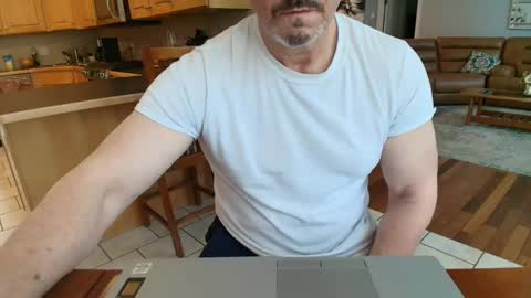 Snapshot of mark48130 chatting on February 2025 02:33:01 PM Mark online show from February 2025 02:33:01 PM