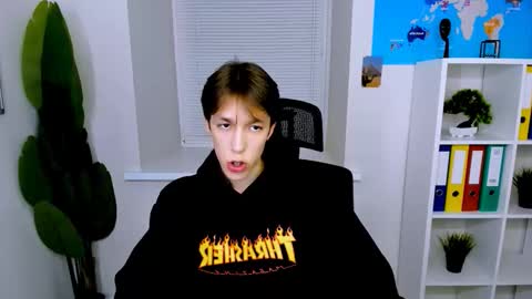 Snapshot of mark_branston chatting on October 2025 10:46:02 AM Mark online show from October 2025 10:46:02 AM