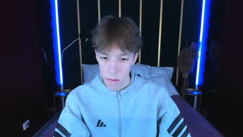 Snapshot of mark_branston chatting on November 2025 05:51:02 AM Mark online show from November 2025 05:51:02 AM